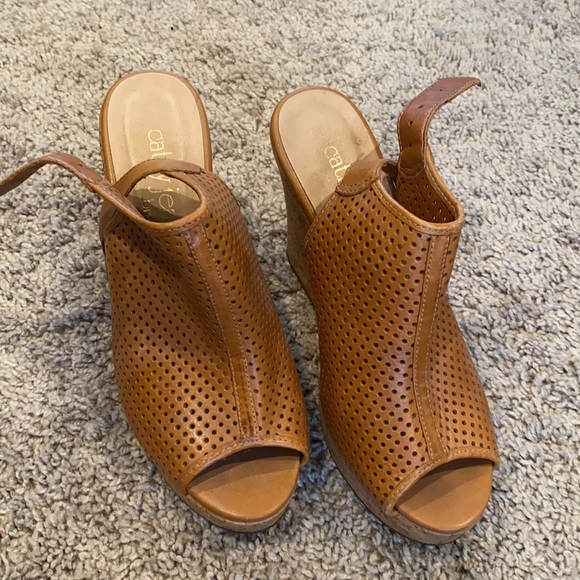 CATHY JEAN LEATHER BROWN WEDGES SIZE 6 - Picture 2 of 5